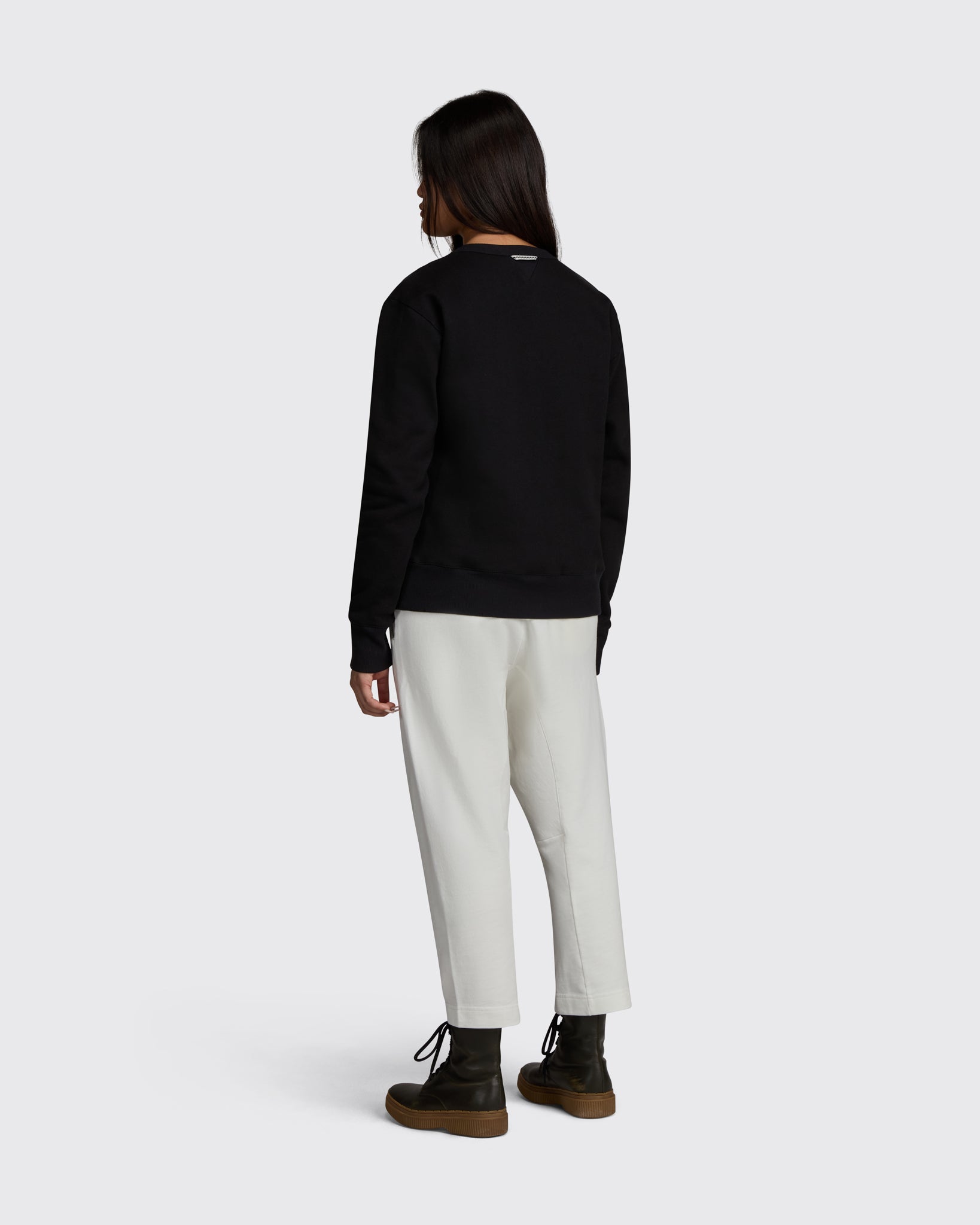 Heavyweight Crewneck Sweatshirt in Black